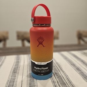 Hydro Flask Hawaiian Shaved Iced Limited Edition Collection Keiki Rainbow 32 oz